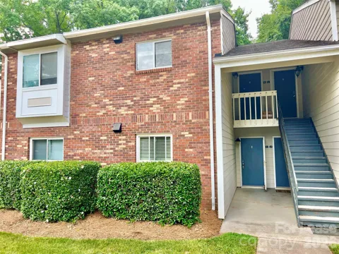 2901 Heathstead Place #I