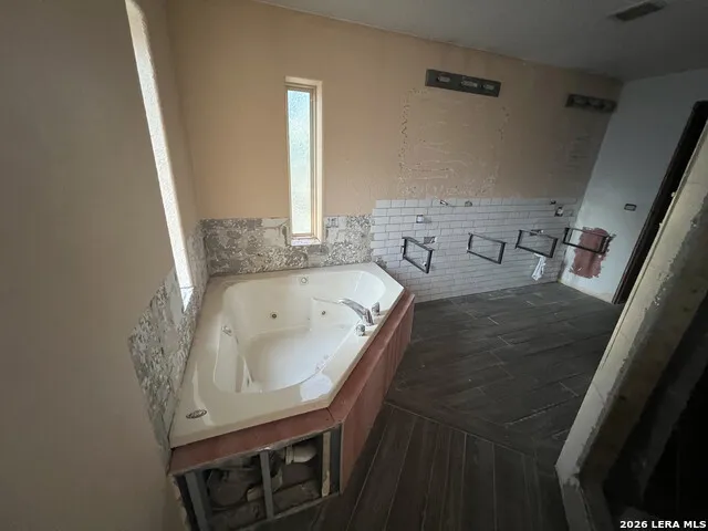 203 WINCHESTER DR Bergheim, TX 78004