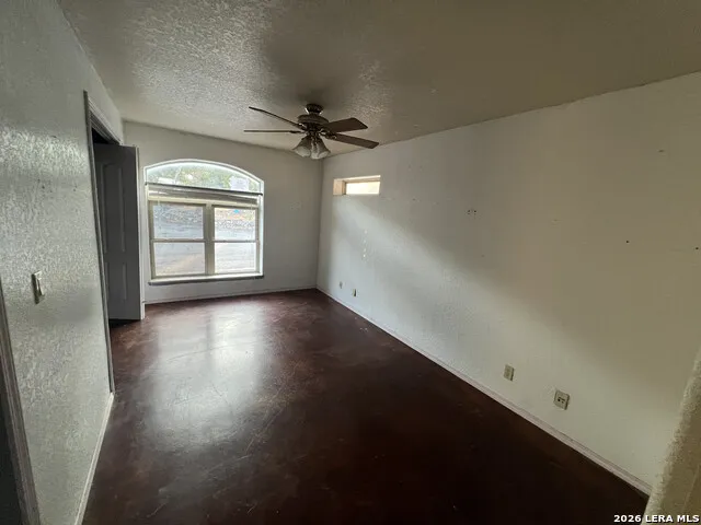 203 WINCHESTER DR Bergheim, TX 78004