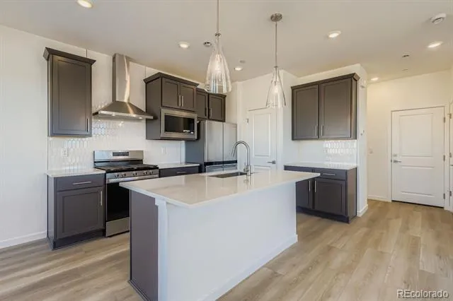3883 W 83rd Lane Westminster, CO 80031