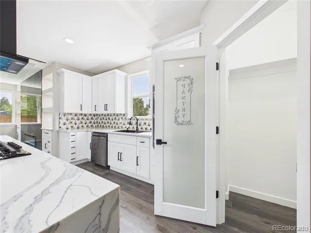 14606 E 26th Place Aurora, CO 80011