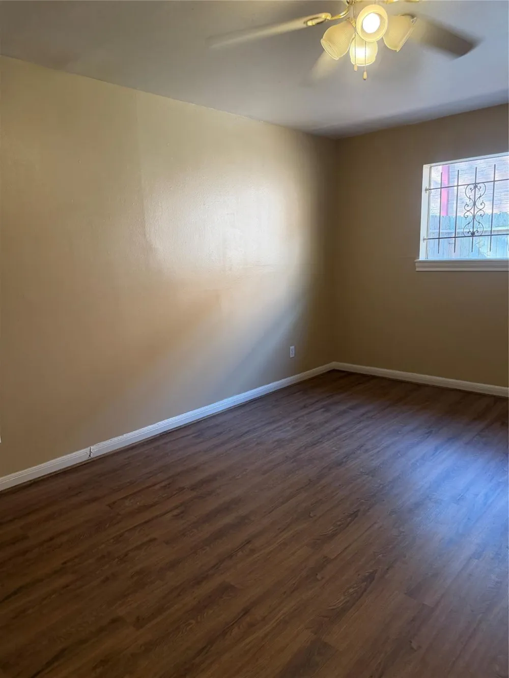 5212 Arboles Drive #B Houston, TX 77035