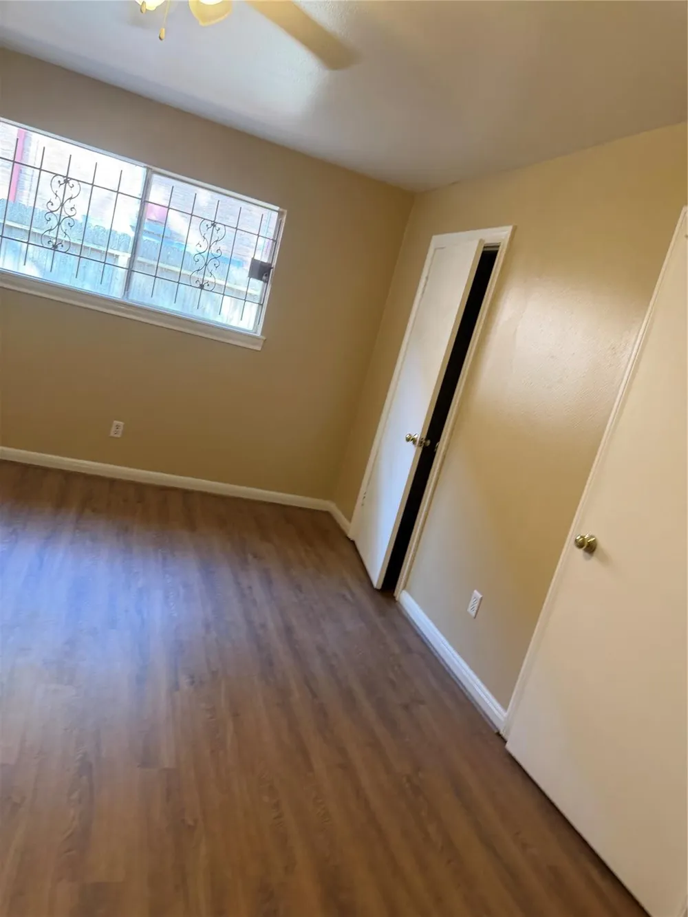 5212 Arboles Drive #B Houston, TX 77035