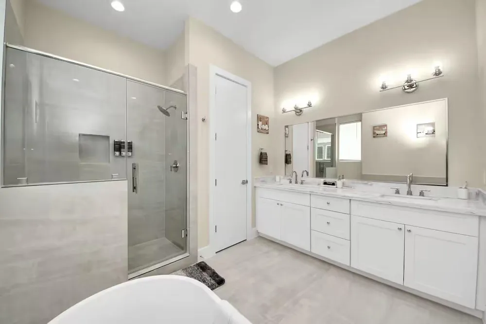 5935 Beall Street #C Houston, TX 77091
