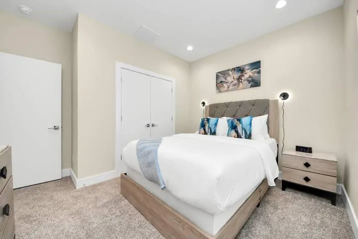 5935 Beall Street #C Houston, TX 77091