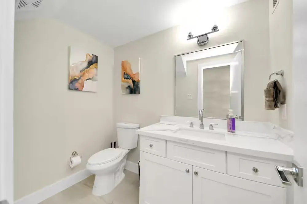 5935 Beall Street #C Houston, TX 77091
