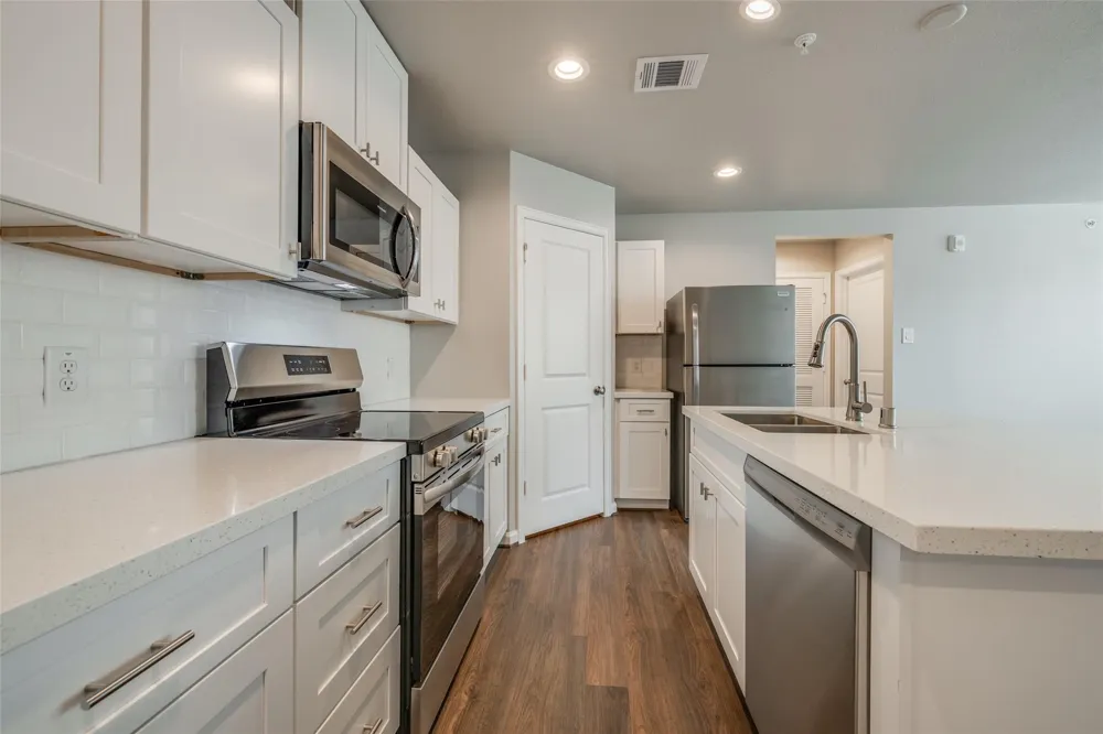 237 Park Place Circle #C Waller, TX 77484