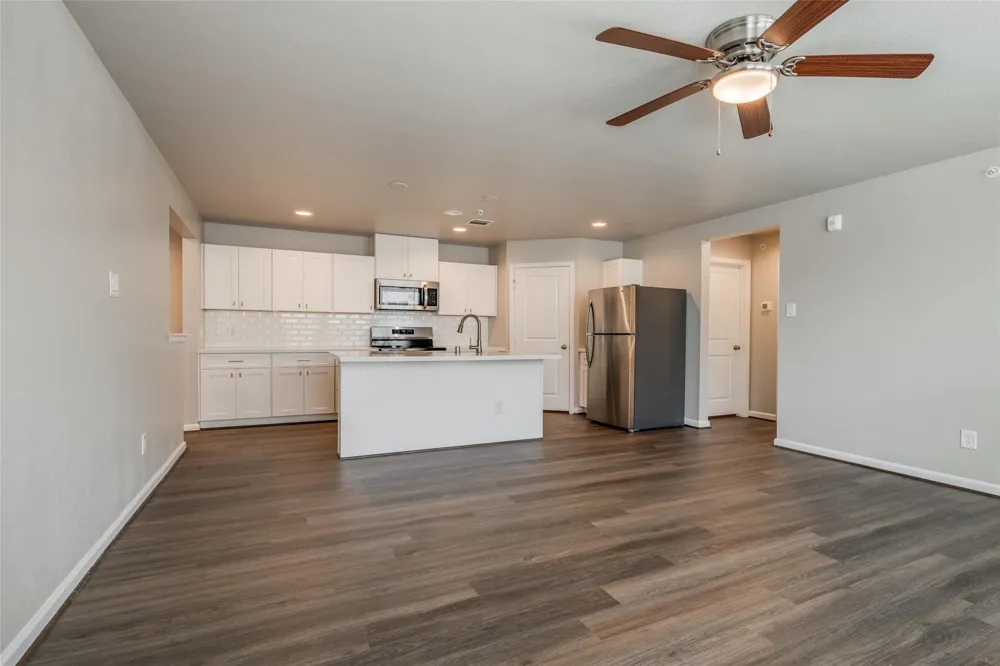237 Park Place Circle #C Waller, TX 77484