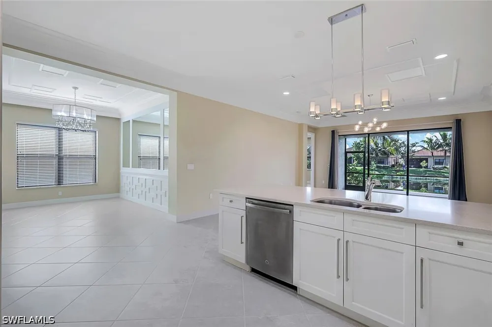 Coronado Drive Naples, FL 34109