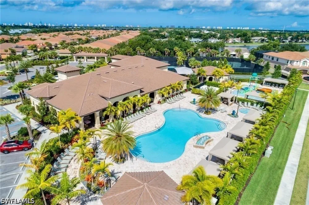 Coronado Drive Naples, FL 34109