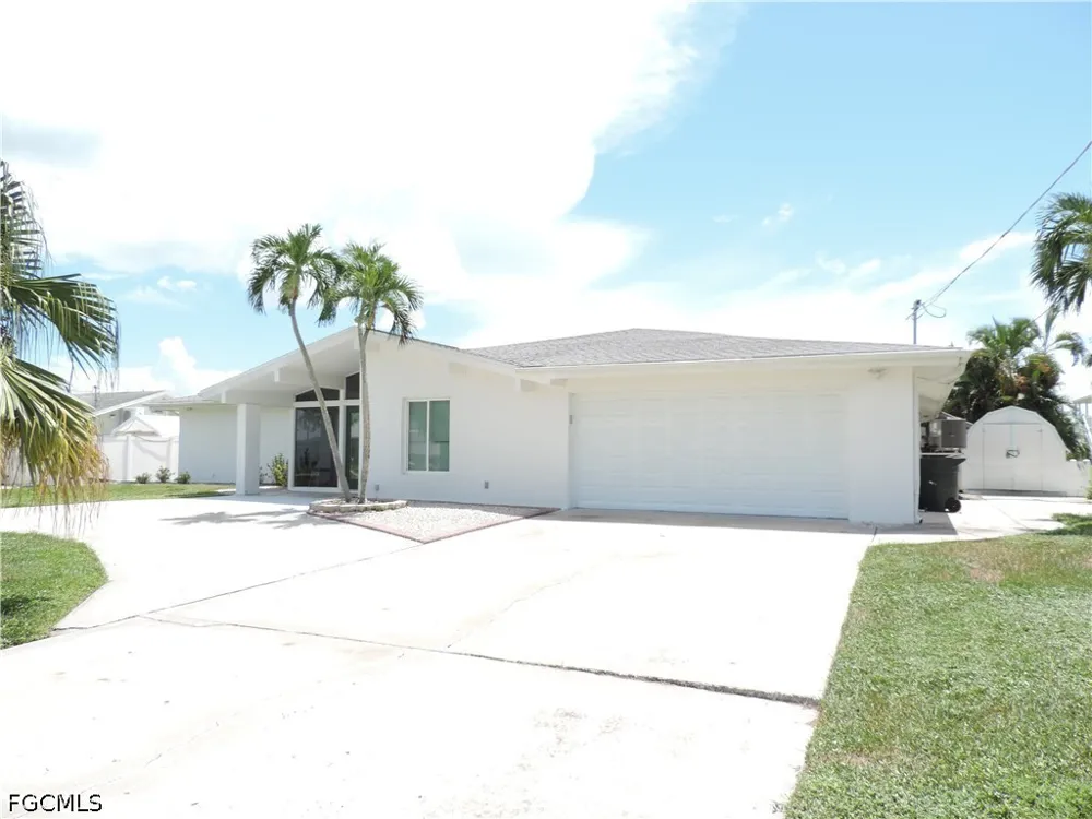 Plumosa Avenue Fort Myers, FL 33908
