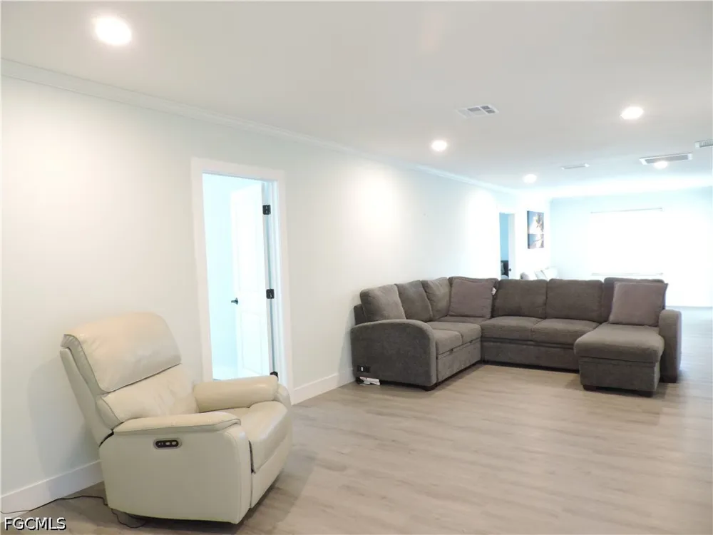 Plumosa Avenue Fort Myers, FL 33908
