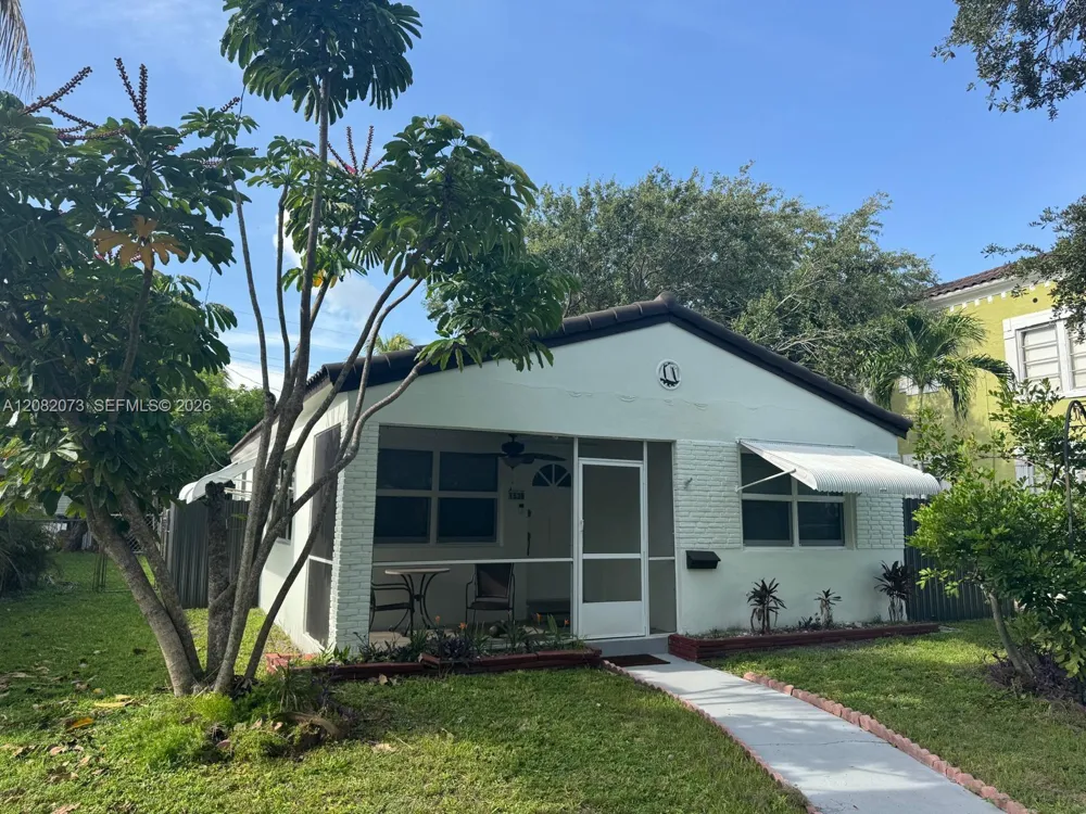 1538 Jefferson St Hollywood, FL 33020