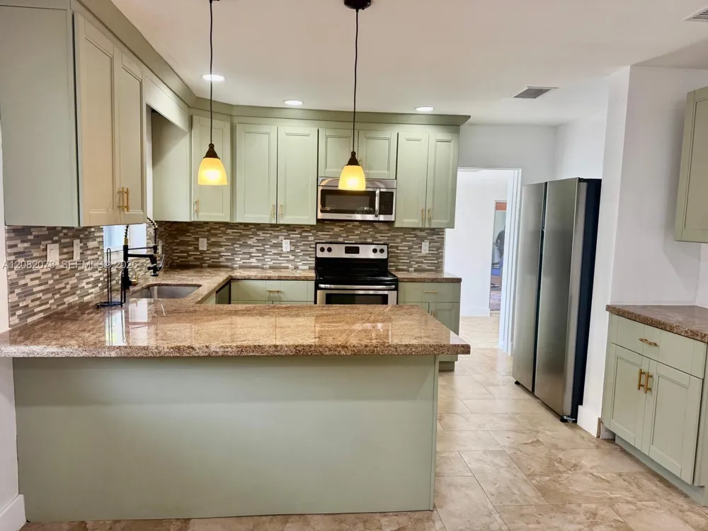 1538 Jefferson St Hollywood, FL 33020