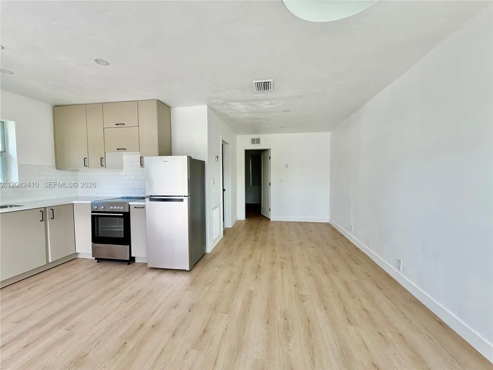 101 SW 4th Ave #0 Hallandale Beach, FL 33009