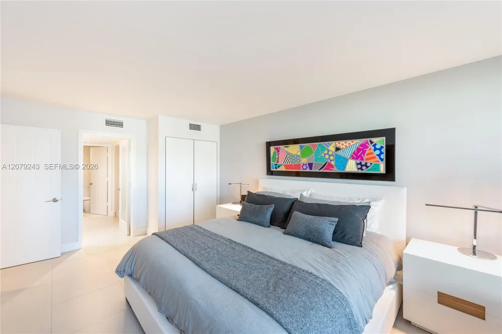 199 Ocean Lane Dr #206 Key Biscayne, FL 33149
