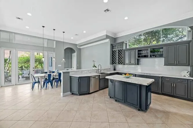 14471 EQUESTRIAN WAY Wellington, FL 33414
