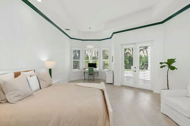 14471 EQUESTRIAN WAY Wellington, FL 33414