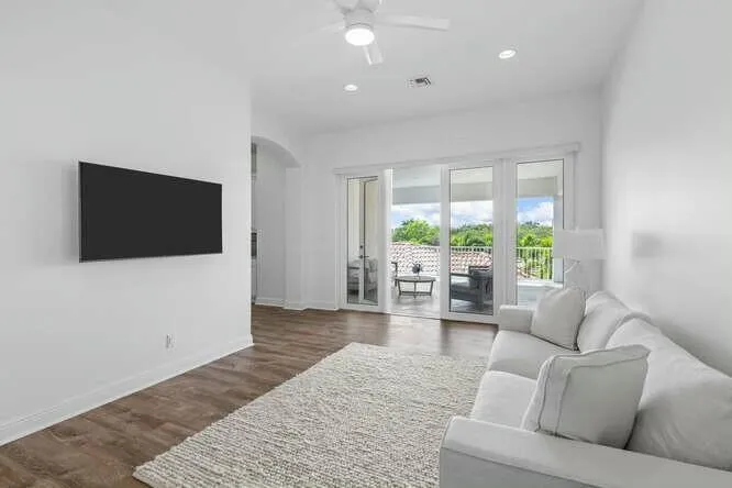 14471 EQUESTRIAN WAY Wellington, FL 33414