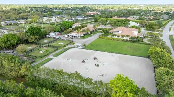 14471 EQUESTRIAN WAY Wellington, FL 33414