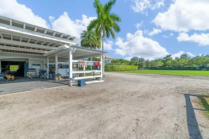 14471 EQUESTRIAN WAY Wellington, FL 33414