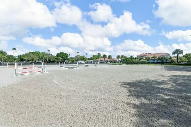 14471 EQUESTRIAN WAY Wellington, FL 33414