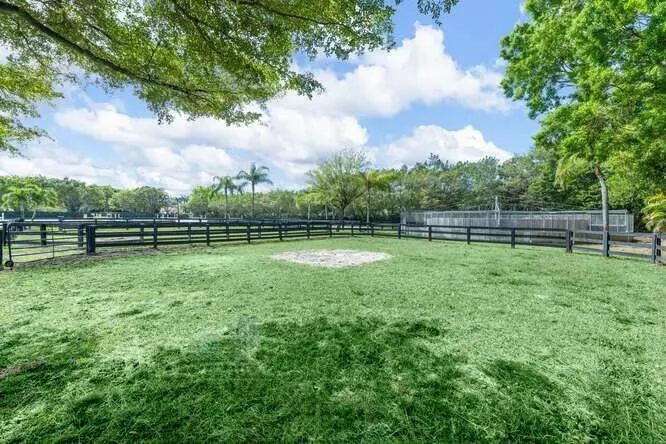 14471 EQUESTRIAN WAY Wellington, FL 33414