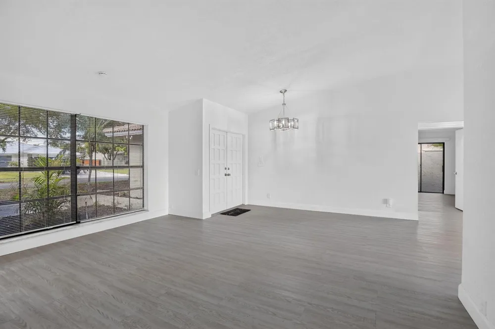 9820 NW 15TH STREET Plantation, FL 33322