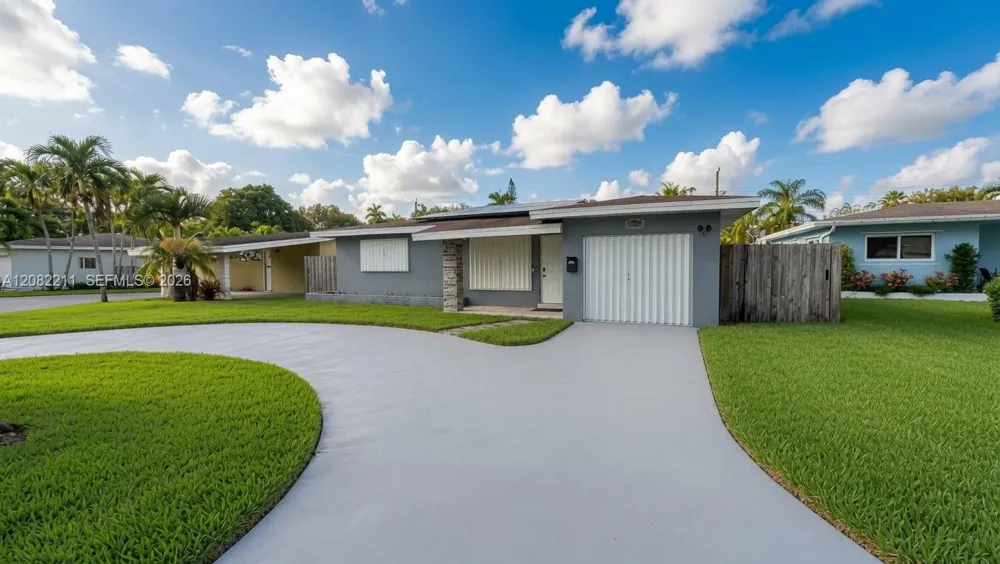 934 32nd Ave Hollywood, FL 33021