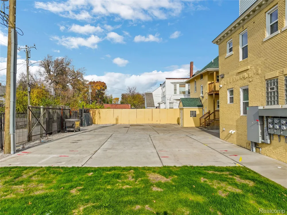 799 East Grand Boulevard #9 Detroit City, MI 48207