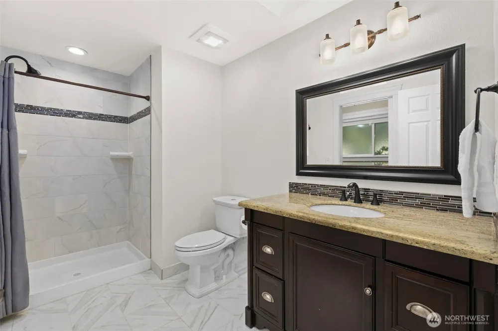 1109 Lewis Lane SE Issaquah, WA 98027