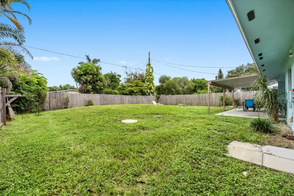 5679 SE INDIGO AVENUE Stuart, FL 34997