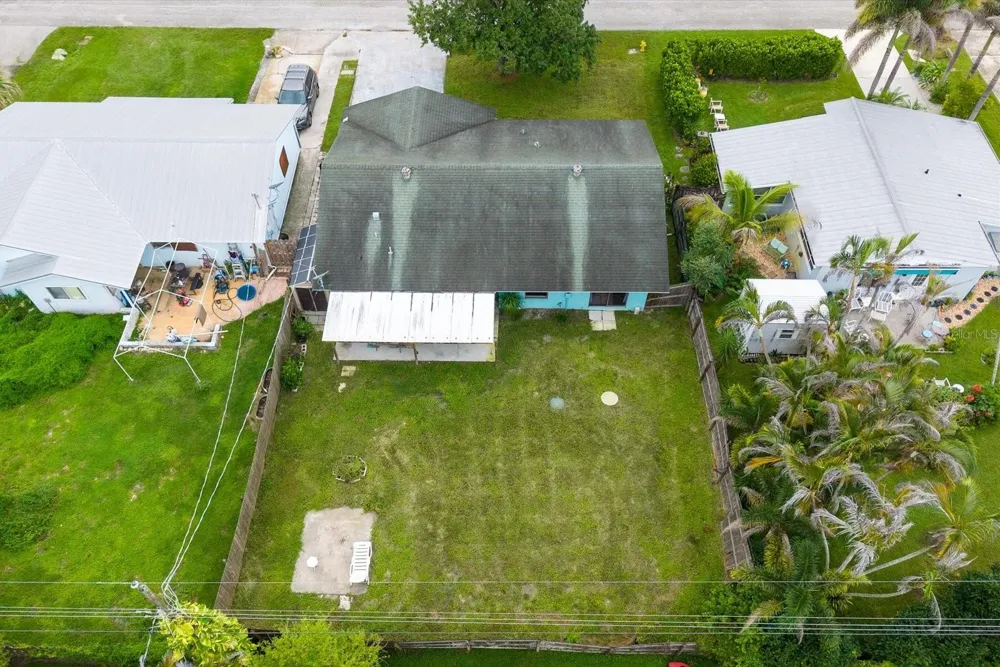 5679 SE INDIGO AVENUE Stuart, FL 34997