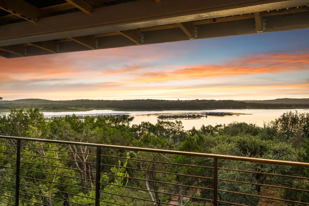 6300 Lakeshore Drive Lago Vista, TX 78645