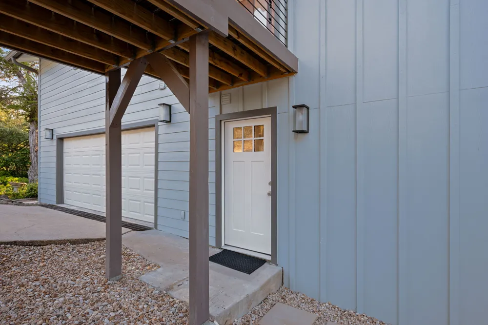 6300 Lakeshore Drive Lago Vista, TX 78645