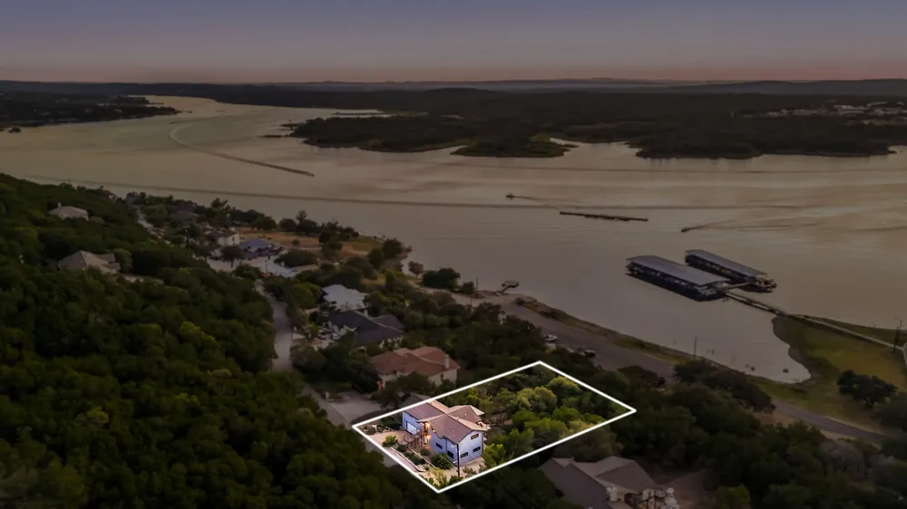 6300 Lakeshore Drive Lago Vista, TX 78645