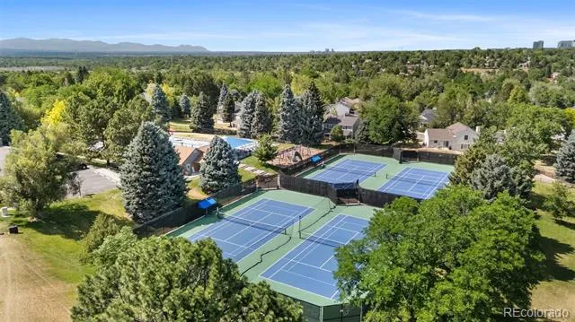 7053 S Oneida Circle Centennial, CO 80112
