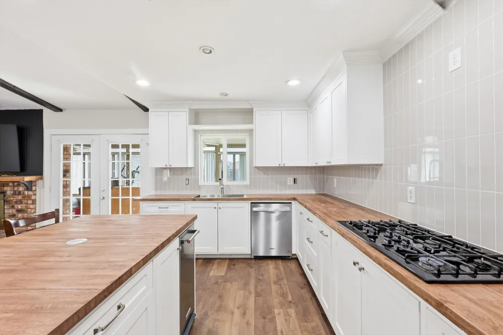 3304 Bellingham Court Dallas, TX 75228