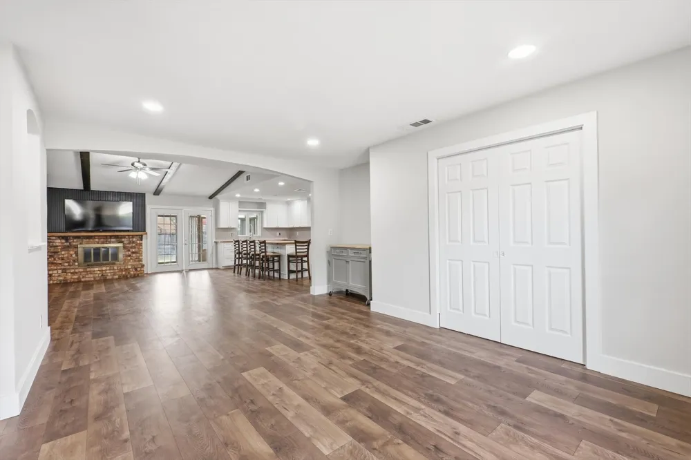 3304 Bellingham Court Dallas, TX 75228