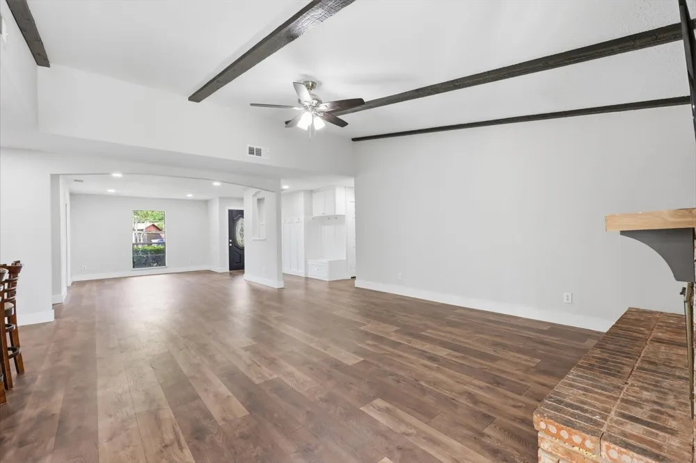 3304 Bellingham Court Dallas, TX 75228