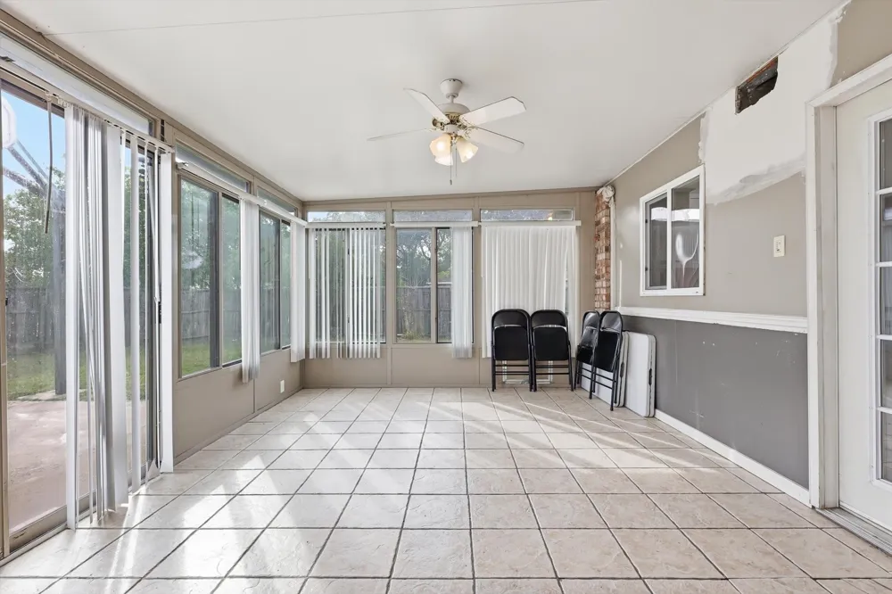 3304 Bellingham Court Dallas, TX 75228
