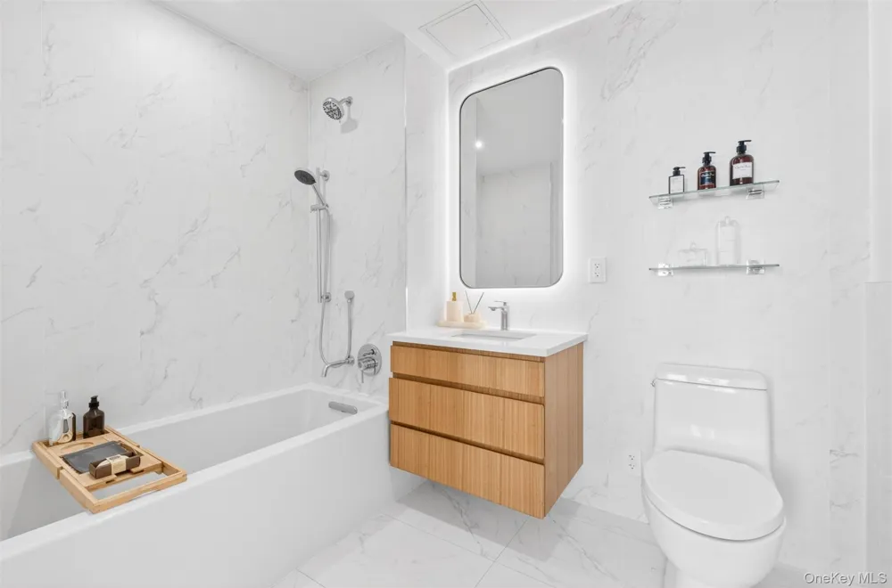 133-25 37TH AVENUE #6K Flushing, NY 11354