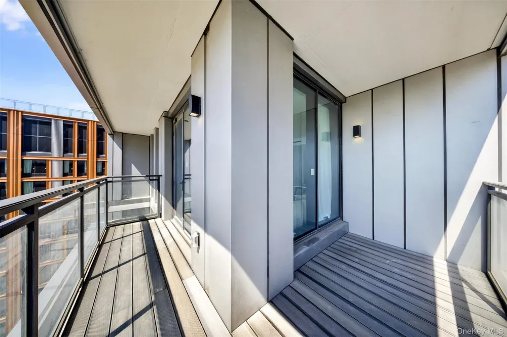 133-25 37TH AVENUE #6M Flushing, NY 11354