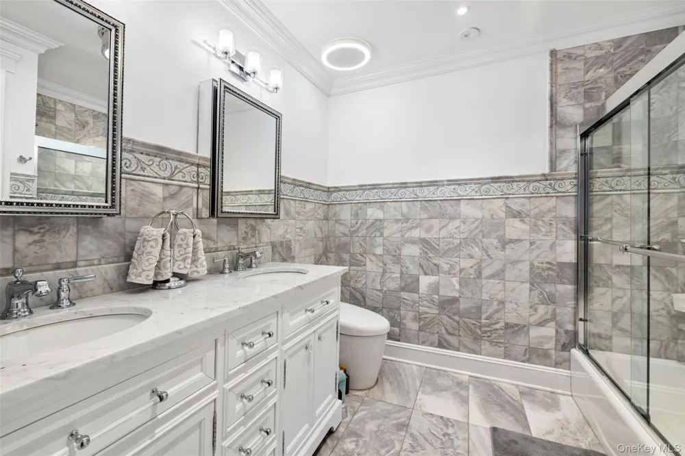 3061 Scenic Place Bronx, NY 10463