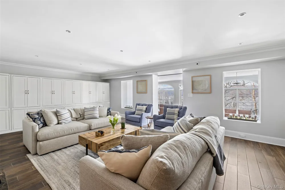 3061 Scenic Place Bronx, NY 10463