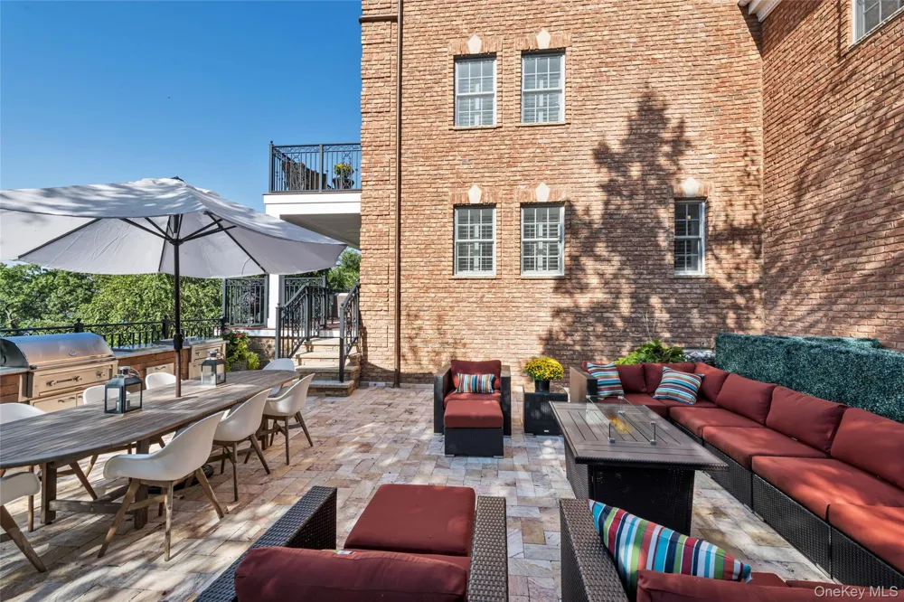 3061 Scenic Place Bronx, NY 10463