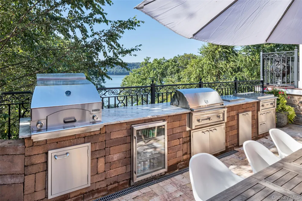 3061 Scenic Place Bronx, NY 10463