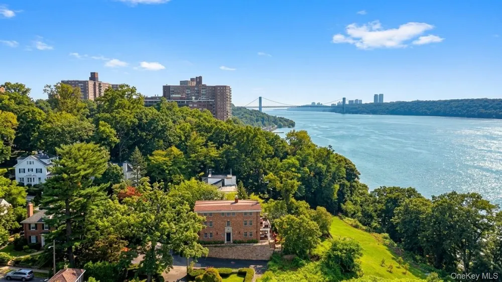 3061 Scenic Place Bronx, NY 10463