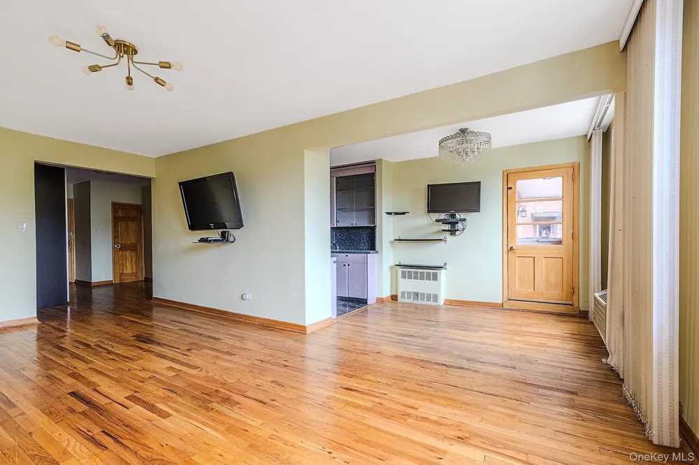 2727 Ocean Parkway #D18 Brooklyn, NY 11235