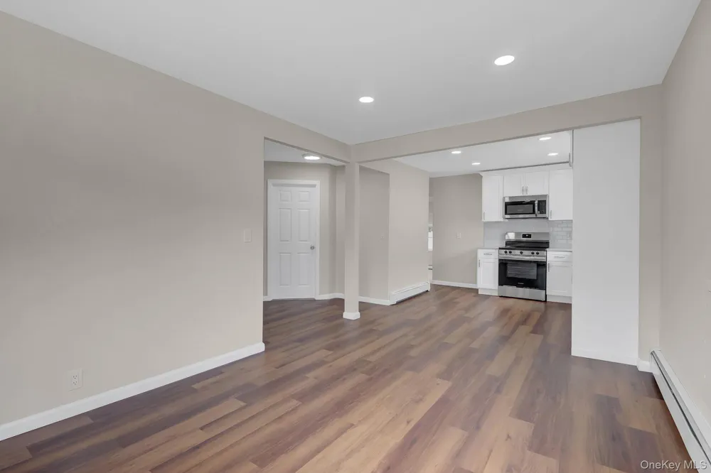 386 Tallwood Drive Shirley, NY 11967